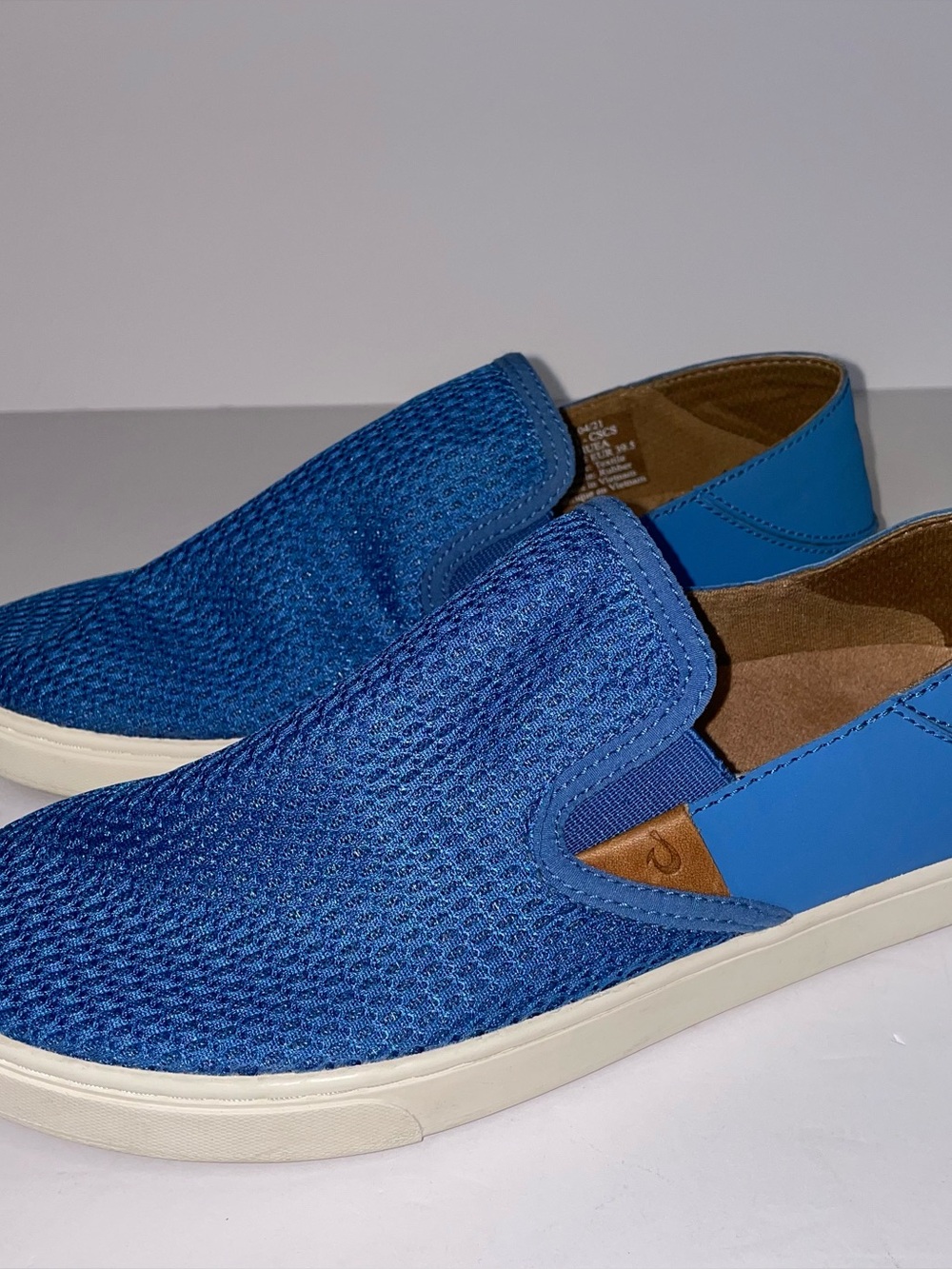 OluKai Pehuea Slip-On Comfortable Blue Sneaker